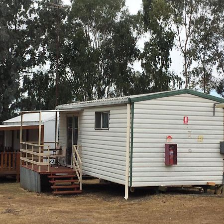 Oakridge Motel Tourist Park Oakey Exterior photo