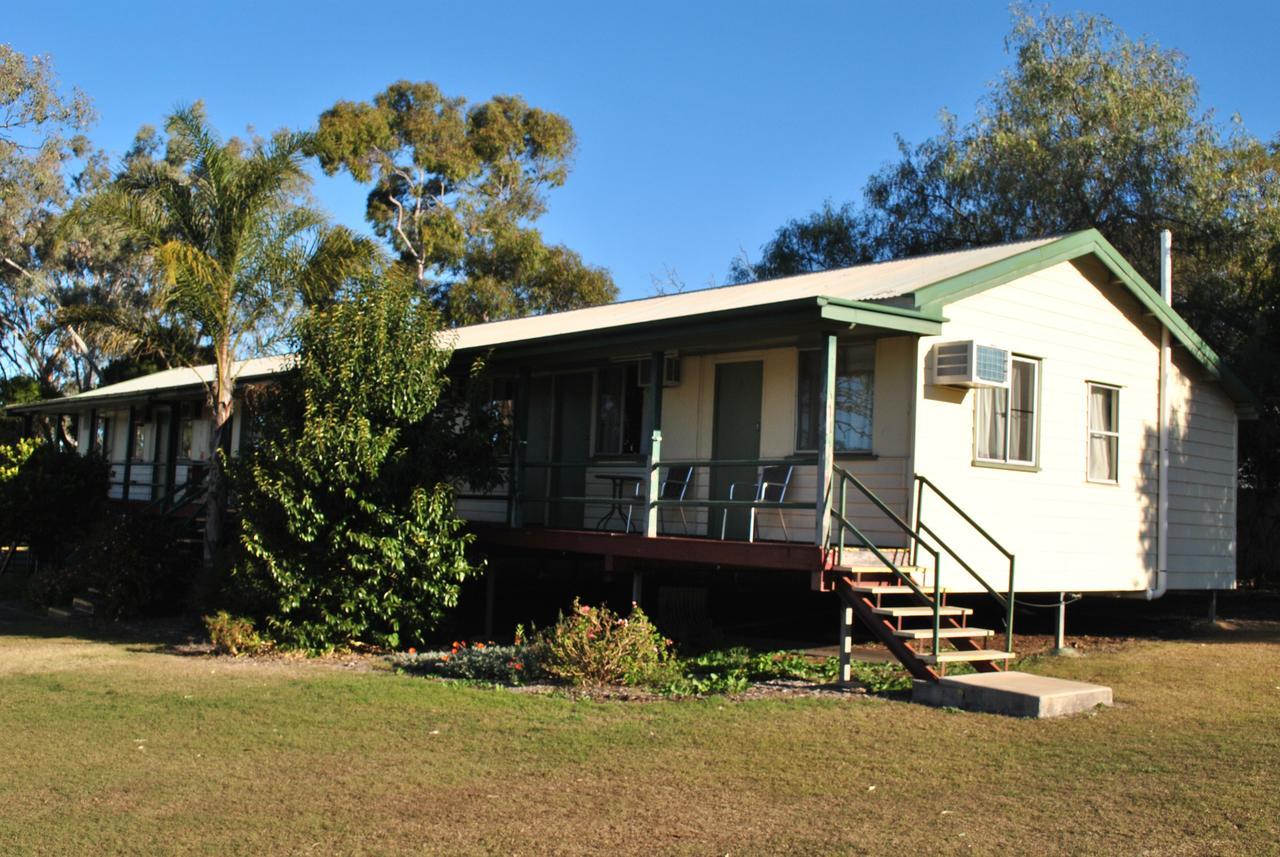 Oakridge Motel Tourist Park Oakey Exterior photo